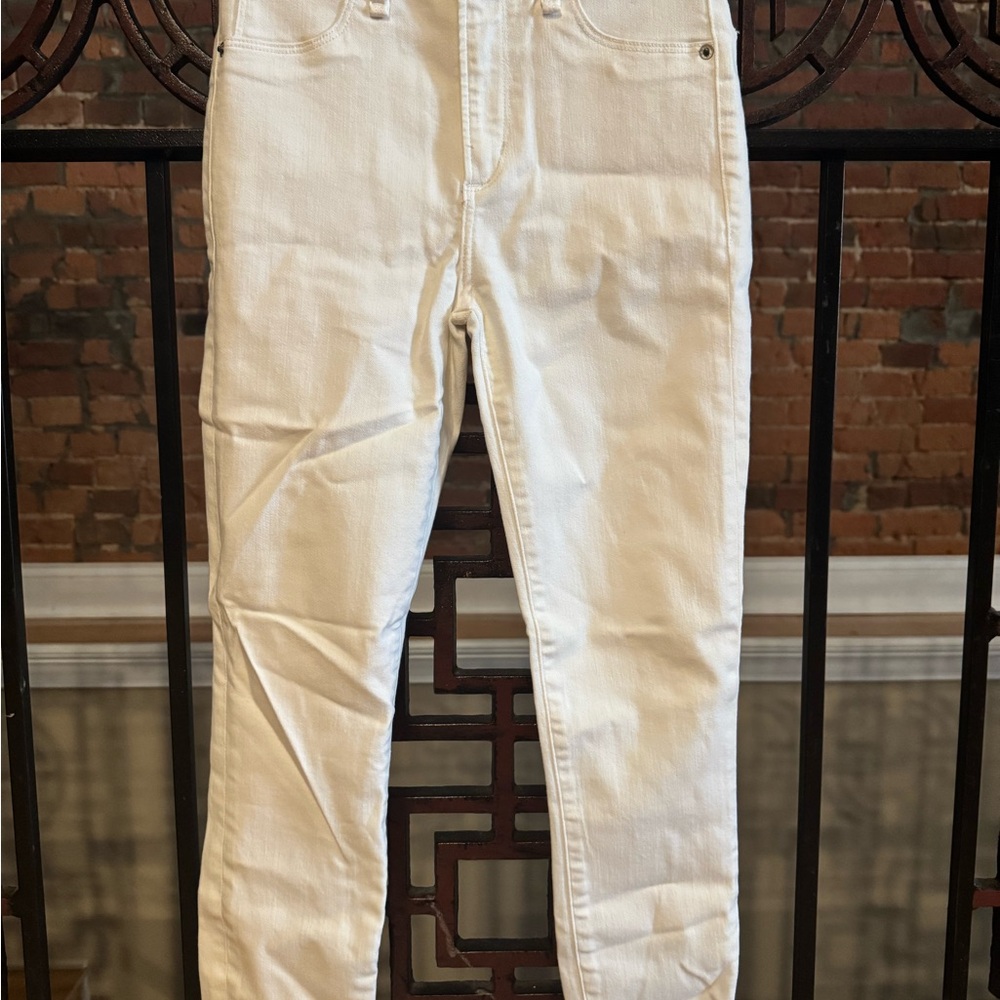White Women’s Jeans
